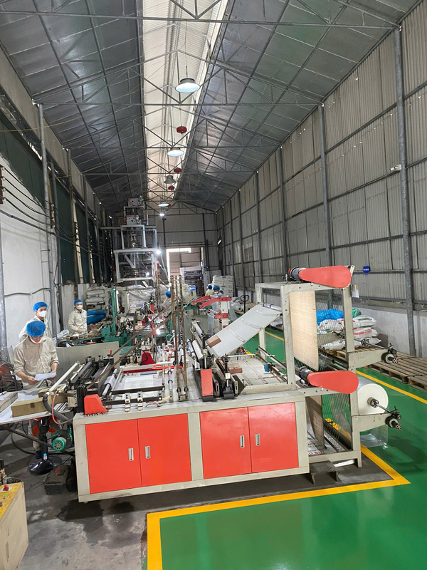 Hình ảnh nhà xưởng Lê Cường - Túi Nilon Lê Cường - Công Ty TNHH Thương Mại Và Sản Xuất Bao Bì Lê Cường